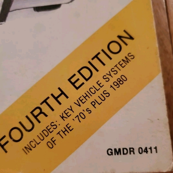 1978 GENERAL MOTORS DIAGNOSTIC AND REPAIR MANUAL 4TH EDITION - Picture 3 of 3